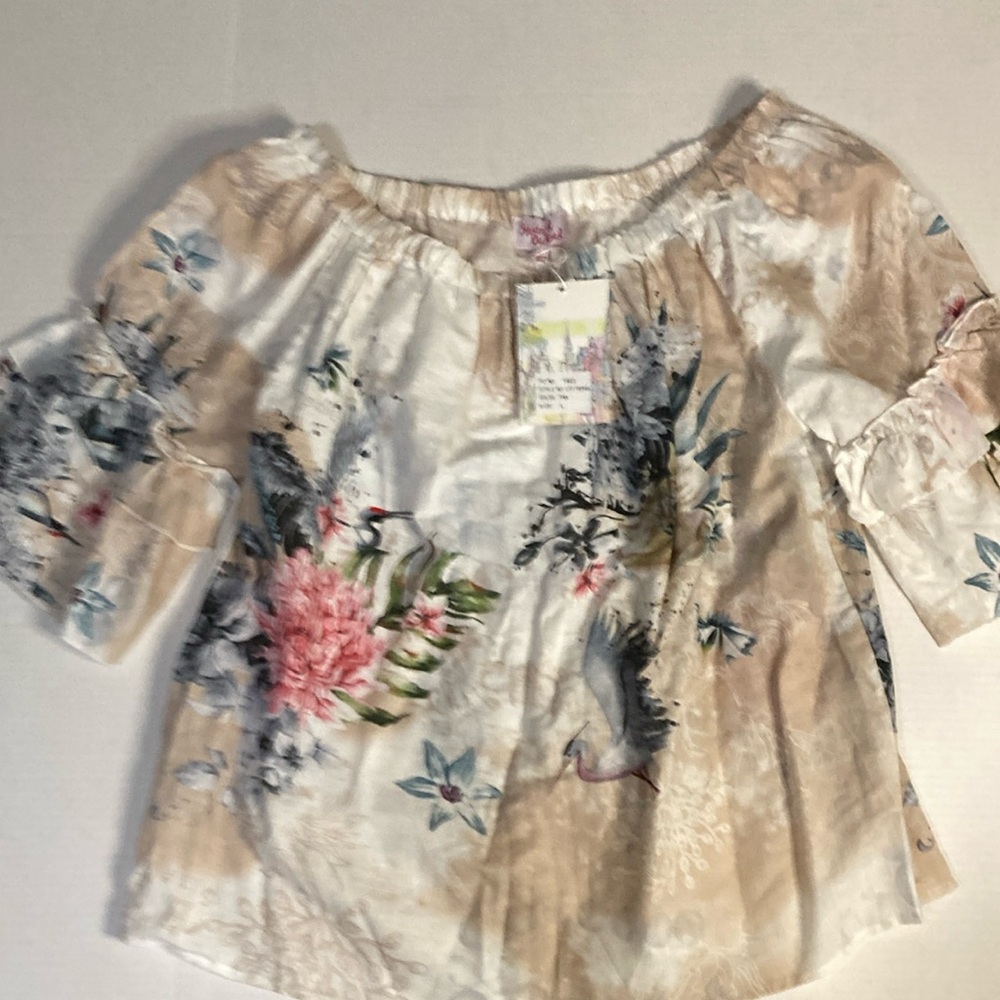 Tan Flutter Sleeve Ruffled Blouse - Picture 4 of 10